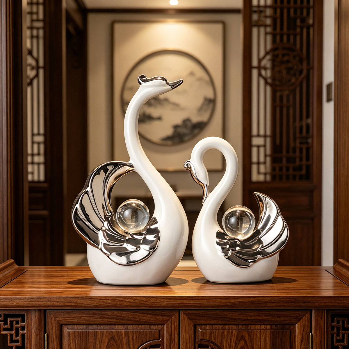 Quiet Luxury Lifestyle - Ornamento in Ceramica a Forma di