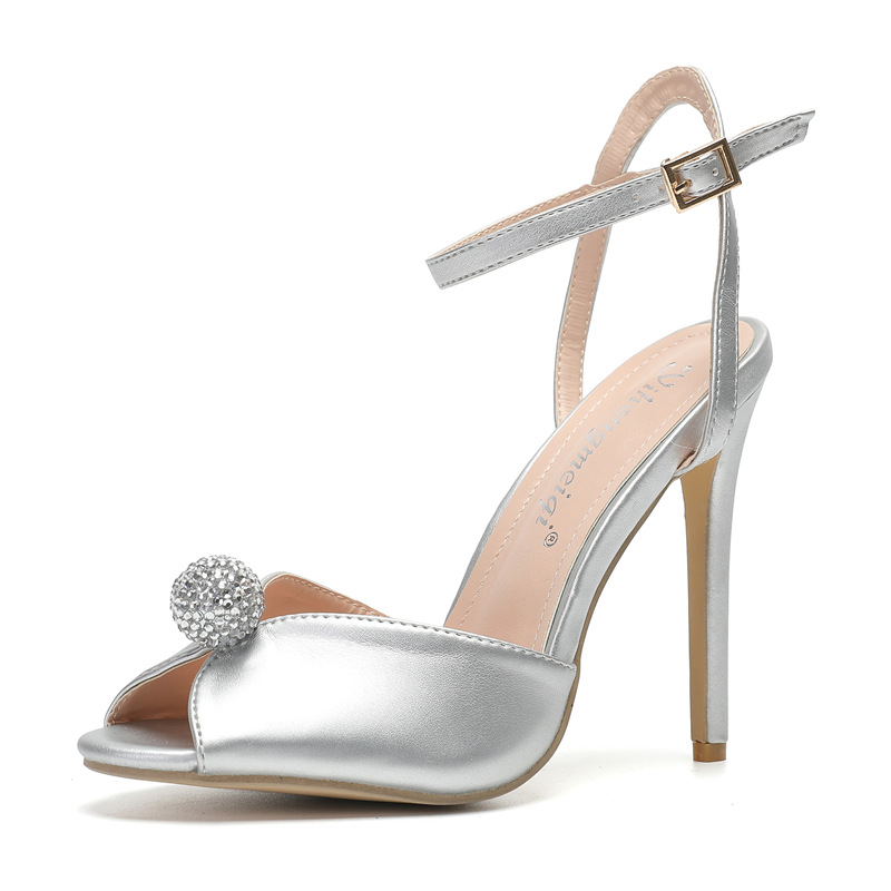 Nuove Scarpe da Donna di Lusso - Luxury Lifestyle Shoes recensione e prezzo