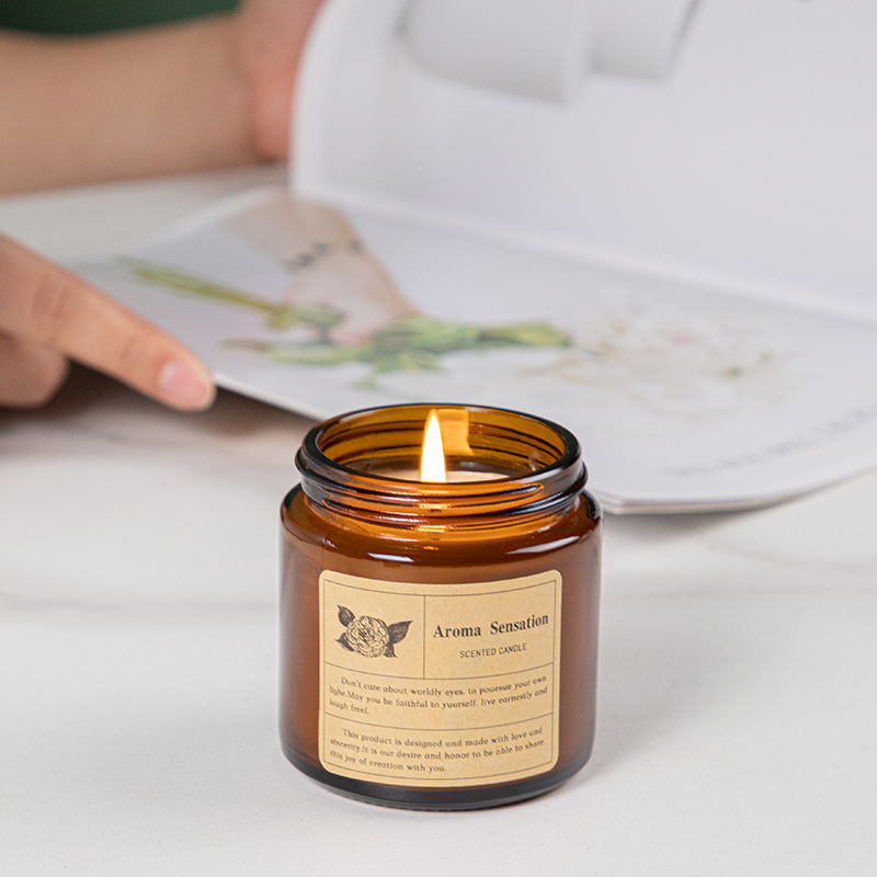 Candela per aromaterapia con t - Scented Candle Luxury recensione e prezzo